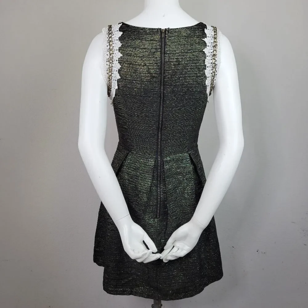 Lovposh Gold and Black Sleeveless Lined‎ A-Line Dress